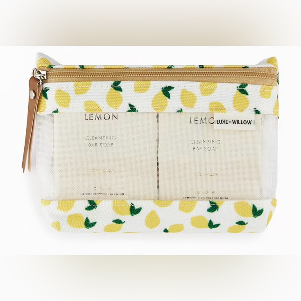 NWT 🍋 2 Pack Bar Soaps with Travel Pouch